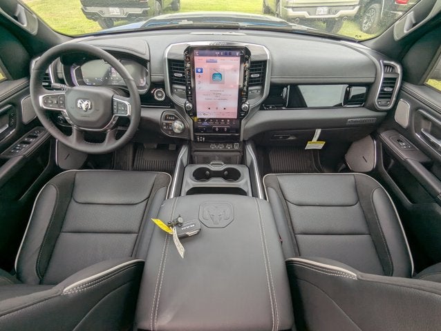 2025 RAM Ram 1500 RAM 1500 LARAMIE CREW CAB 4X4 5'7' BOX