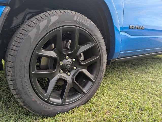 2025 RAM Ram 1500 RAM 1500 LARAMIE CREW CAB 4X4 5'7' BOX