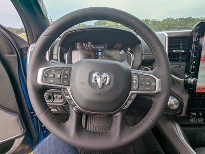 2025 RAM Ram 1500 RAM 1500 LARAMIE CREW CAB 4X4 5'7' BOX