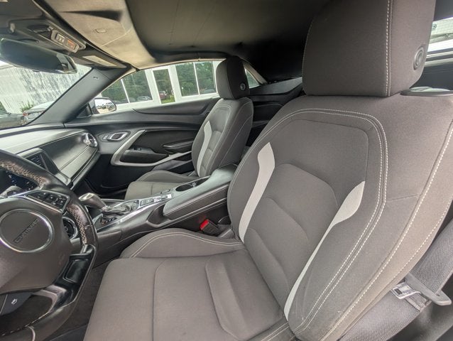 2023 Chevrolet Camaro RWD Convertible 1LT