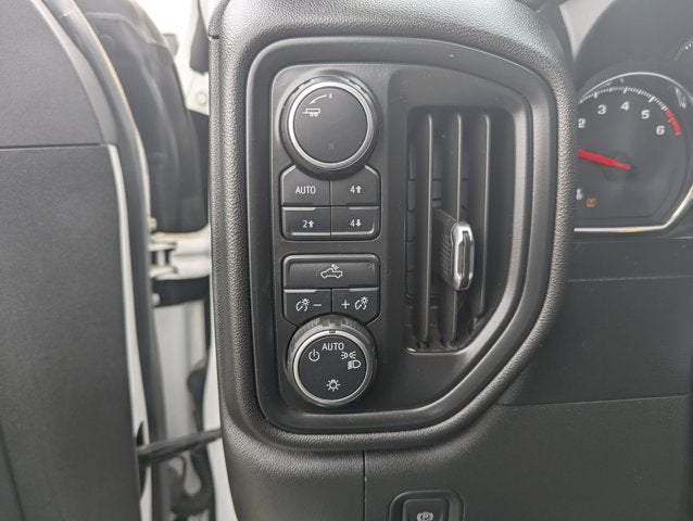 2022 Chevrolet Silverado 1500 LTD 4WD Crew Cab Short Bed Custom Trail Boss