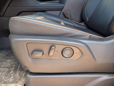 2023 GMC Yukon XL 4WD AT4