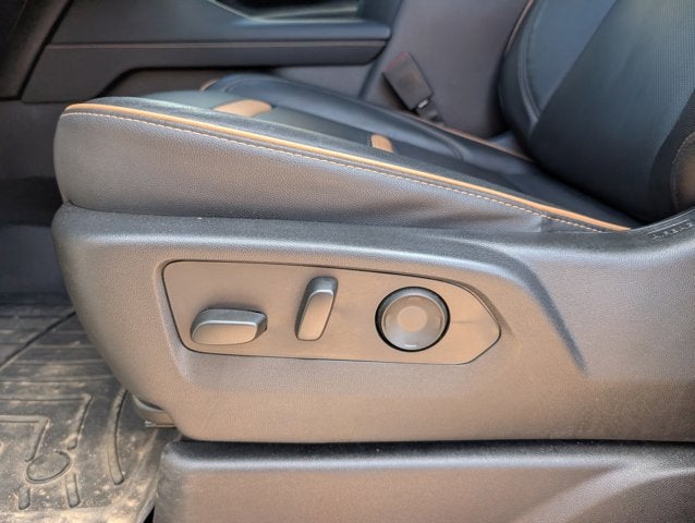 2023 GMC Yukon XL 4WD AT4
