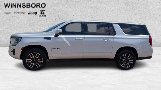 2023 GMC Yukon XL 4WD AT4