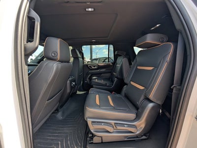 2023 GMC Yukon XL 4WD AT4