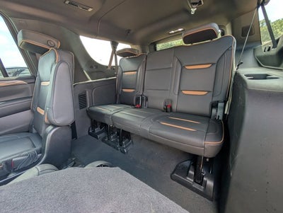 2023 GMC Yukon XL 4WD AT4