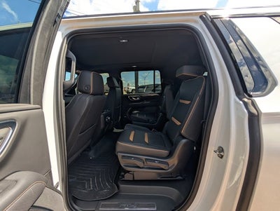 2023 GMC Yukon XL 4WD AT4