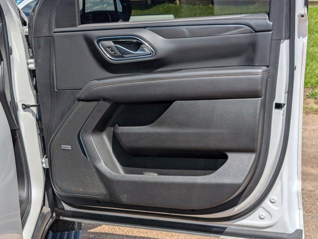 2023 GMC Yukon XL 4WD AT4