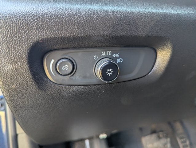 2023 Chevrolet Traverse FWD LT Cloth