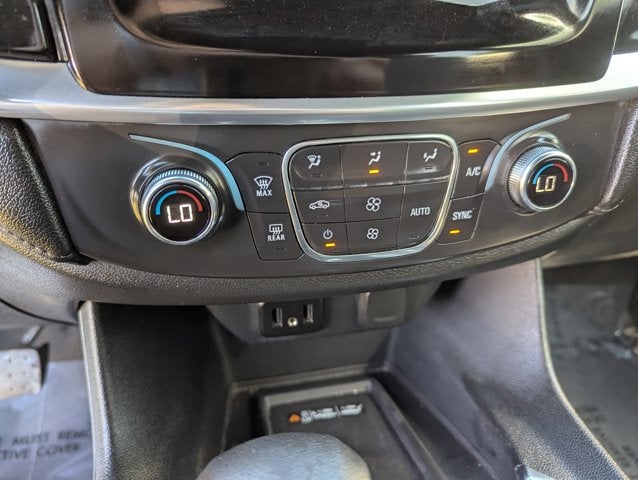 2023 Chevrolet Traverse FWD LT Cloth