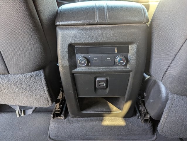 2023 Chevrolet Traverse FWD LT Cloth