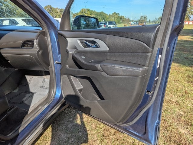 2023 Chevrolet Traverse FWD LT Cloth