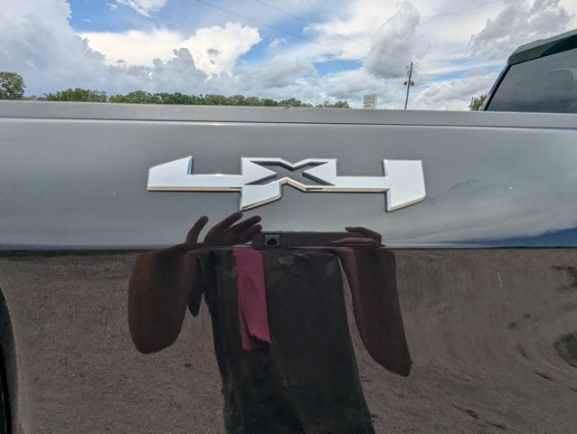 2024 GMC Sierra 1500 4WD Crew Cab Short Box SLE