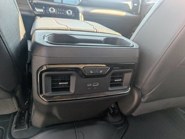 2023 GMC Sierra 1500 4WD Crew Cab Short Box AT4