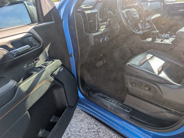2023 GMC Sierra 1500 4WD Crew Cab Short Box AT4