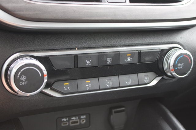2025 Nissan Altima SV FWD