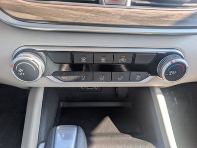 2025 Nissan Altima SV FWD