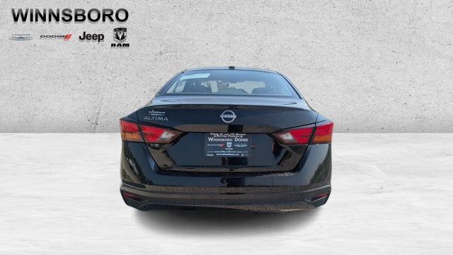 2025 Nissan Altima SV FWD