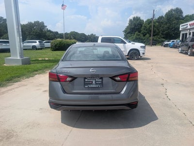 2025 Nissan Altima SV FWD