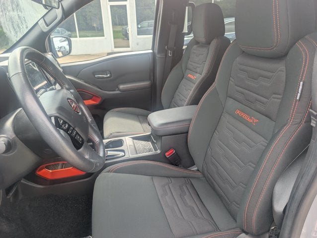 2024 Nissan Frontier Crew Cab PRO-X 4x2