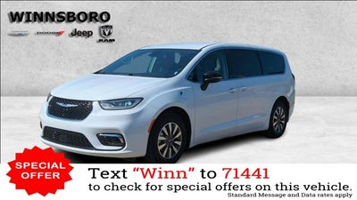 2024 Chrysler Pacifica Hybrid Select