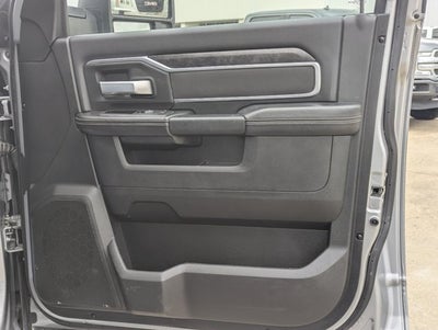 2024 RAM 3500 Big Horn Crew Cab 4x4 8' Box