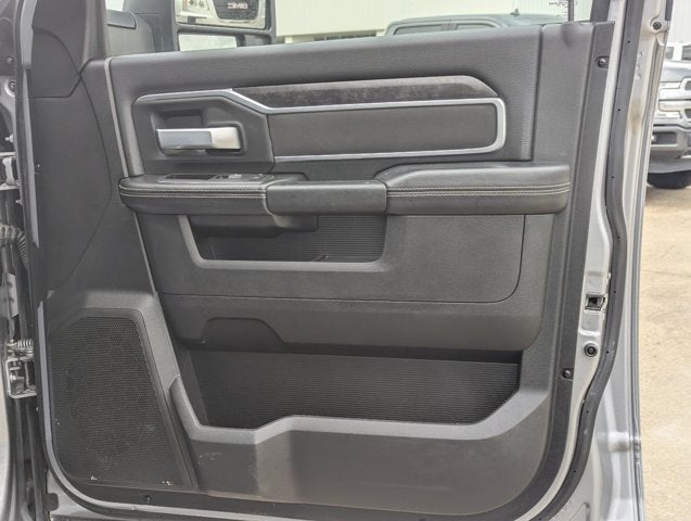 2024 RAM 3500 Big Horn Crew Cab 4x4 8' Box