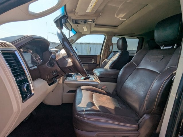 2018 RAM 3500 Laramie Longhorn Crew Cab 4x4 8' Box