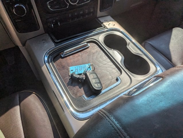 2018 RAM 3500 Laramie Longhorn Crew Cab 4x4 8' Box