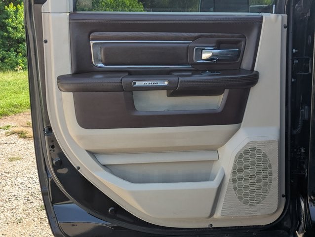 2018 RAM 3500 Laramie Longhorn Crew Cab 4x4 8' Box