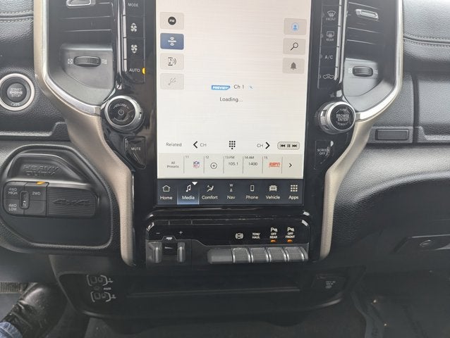 2024 RAM 2500 Laramie Crew Cab 4x4 6'4' Box