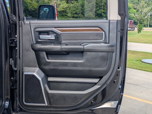 2024 RAM 2500 Laramie Crew Cab 4x4 6'4' Box