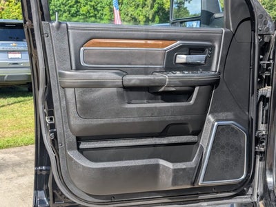2024 RAM 2500 Laramie Crew Cab 4x4 6'4' Box