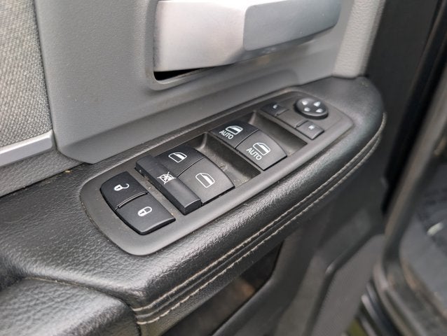 2022 RAM 2500 Big Horn Crew Cab 4x4 8' Box