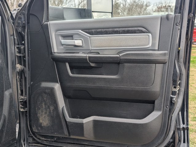 2022 RAM 2500 Big Horn Crew Cab 4x4 8' Box