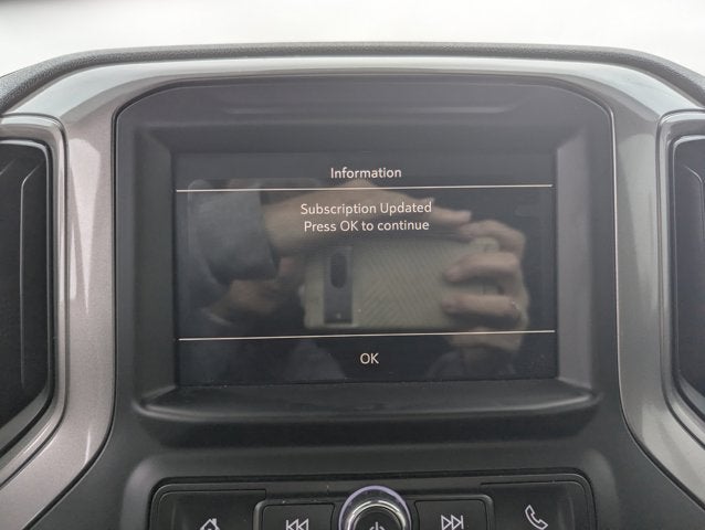 2025 Chevrolet Silverado 1500 2WD Crew Cab Short Bed Custom