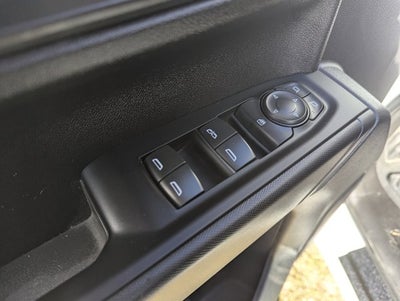 2022 Chevrolet Silverado 1500 4WD Crew Cab Short Bed Custom