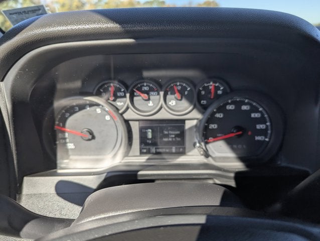 2022 Chevrolet Silverado 1500 4WD Crew Cab Short Bed Custom