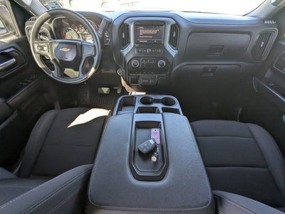 2022 Chevrolet Silverado 1500 4WD Crew Cab Short Bed Custom