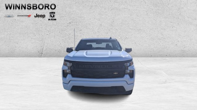 2022 Chevrolet Silverado 1500 4WD Crew Cab Short Bed Custom