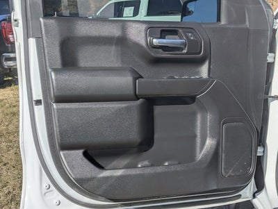 2022 Chevrolet Silverado 1500 4WD Crew Cab Short Bed Custom