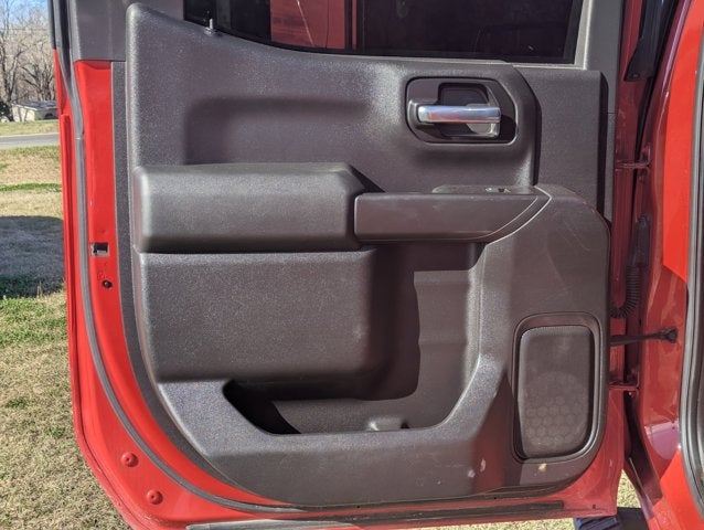 2020 Chevrolet Silverado 1500 4WD Crew Cab Short Bed Custom