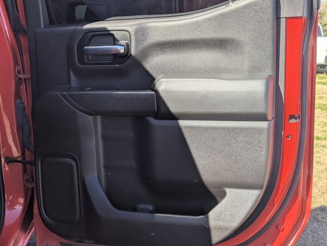 2020 Chevrolet Silverado 1500 4WD Crew Cab Short Bed Custom