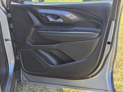 2024 GMC Terrain AWD SLT