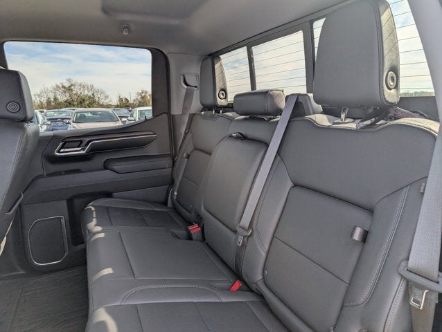 2023 GMC Sierra 1500 4WD Crew Cab Standard Box SLT