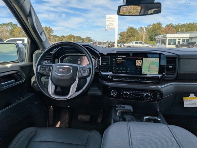 2023 GMC Sierra 1500 4WD Crew Cab Standard Box SLT