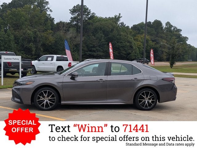 2024 Toyota Camry SE