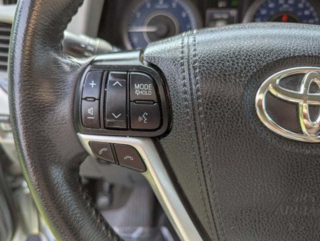 2020 Toyota Sienna XLE