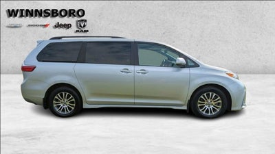 2020 Toyota Sienna XLE