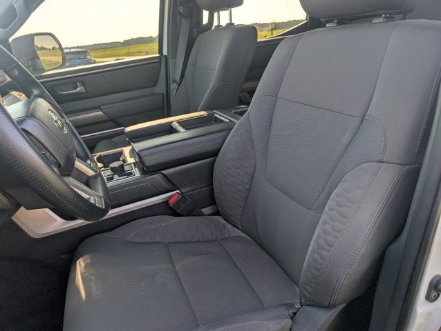 2025 Toyota Tundra 4WD SR5
